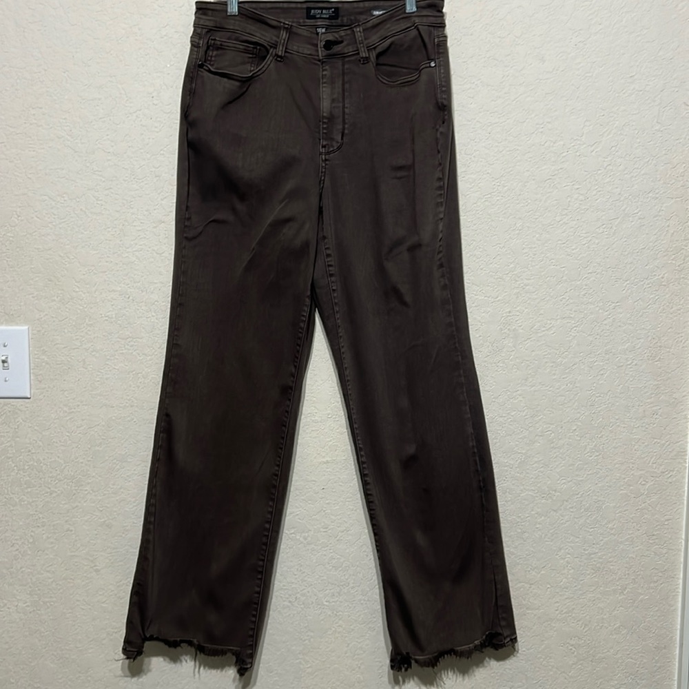 Judy Blue straight ‘raw edge’ brown jeans size 14W